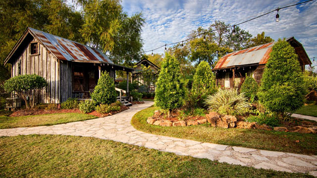 Silver Sycamore Bed & Breakfast 